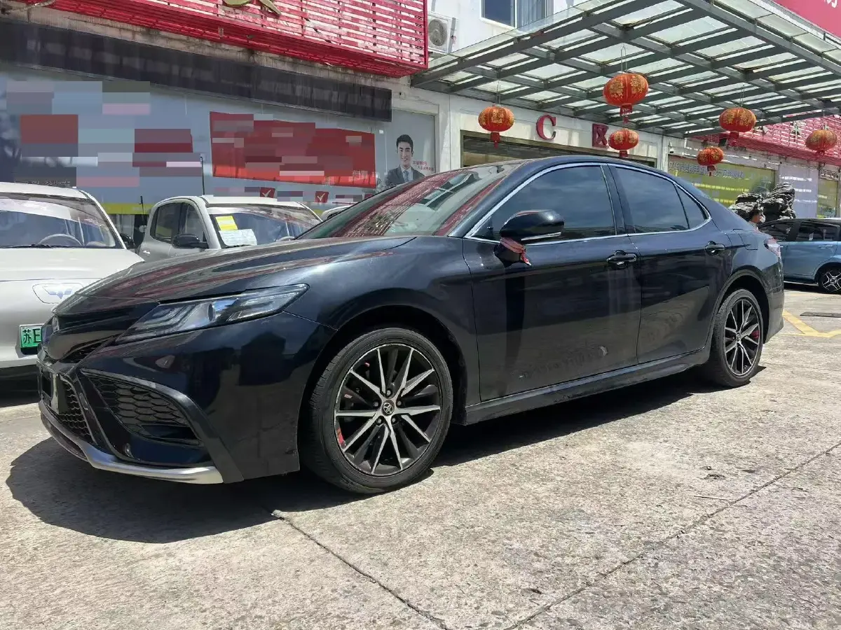 2021 Toyota Camry 2.5L 209HP L4 8AT