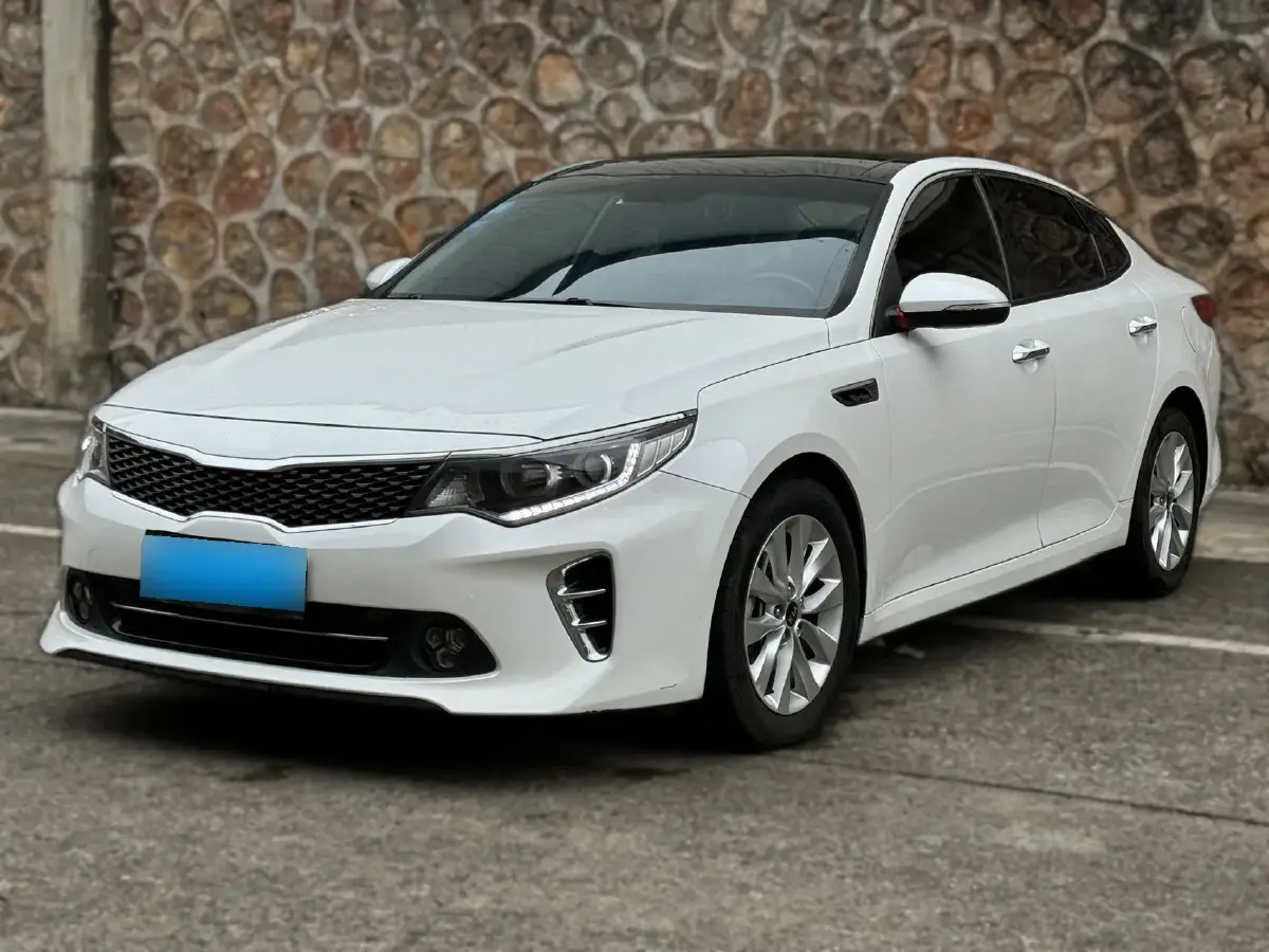 2016 Kia K5 1.6T 180HP L4 7DCT