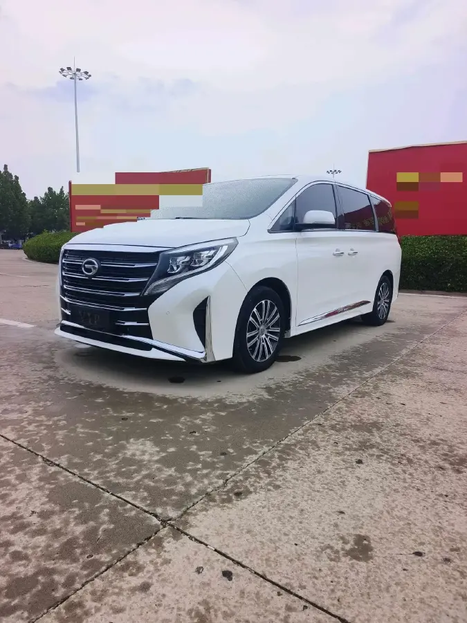 2021 GAC Trumpchi M8 2.0T 252HP L4 8AT