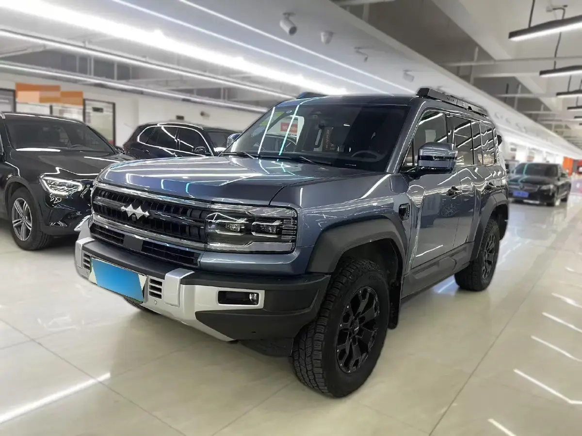 2024 FangChengBao Bao 5 1.5T 194HP L4 E-CVT PHEV 31.8KWH