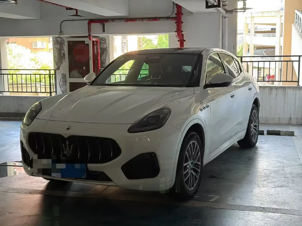 2022 Maserati Levante 2.0T 330HP L4 8AT