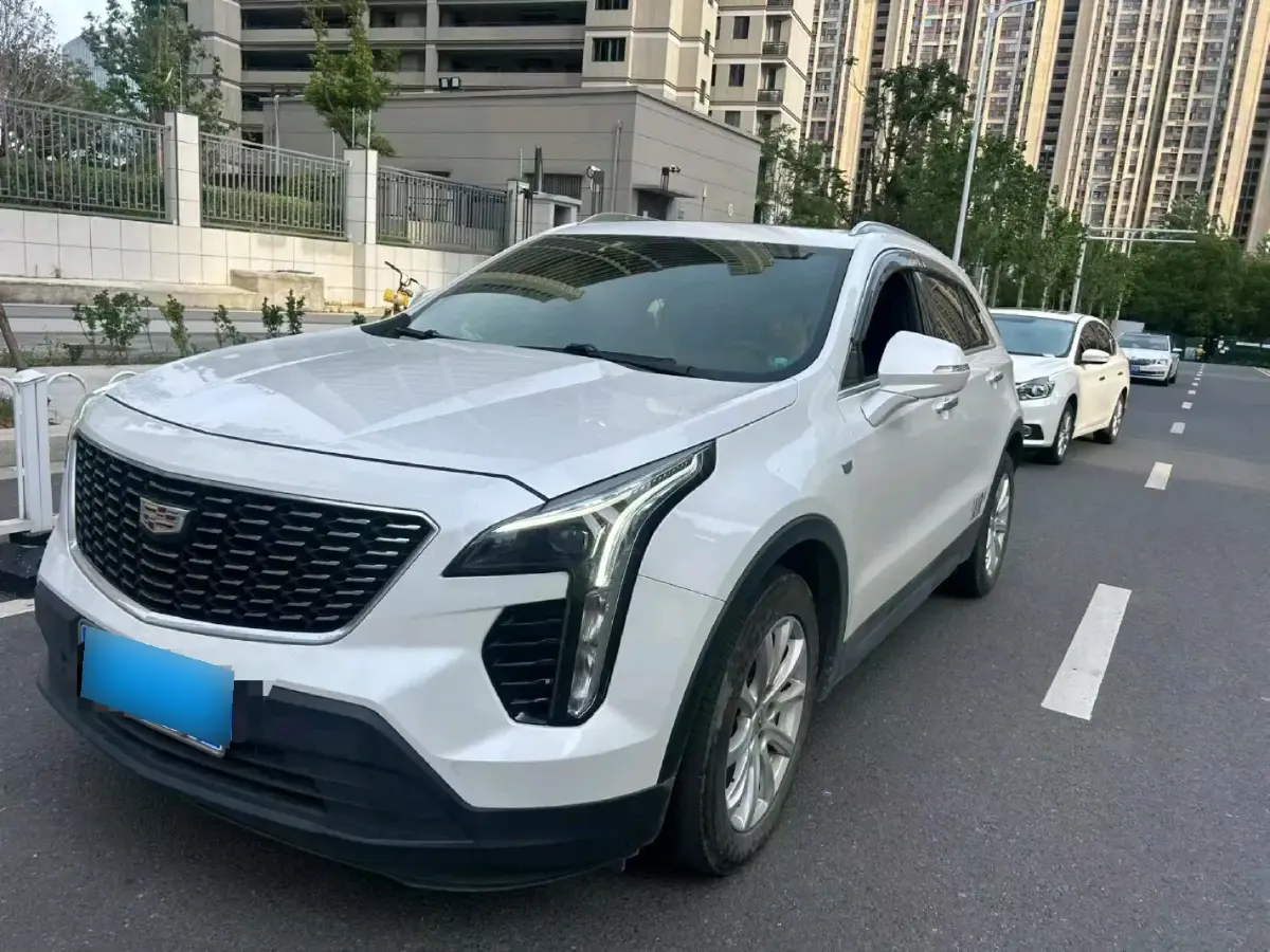 2021 Cadillac XT4 2.0T 237HP L4 9AT