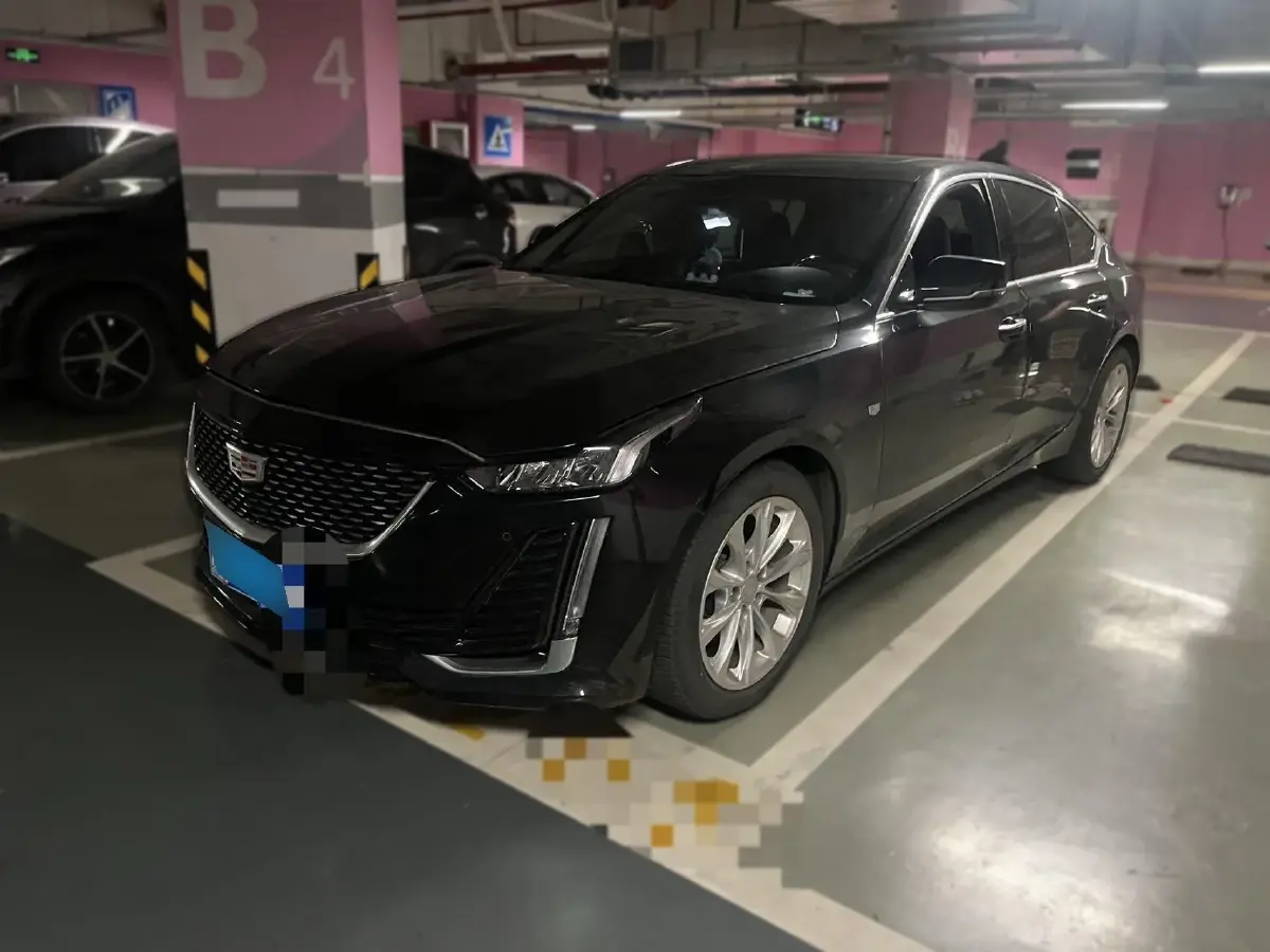 2021 Cadillac CT5 2.0T 237HP L4 10AT