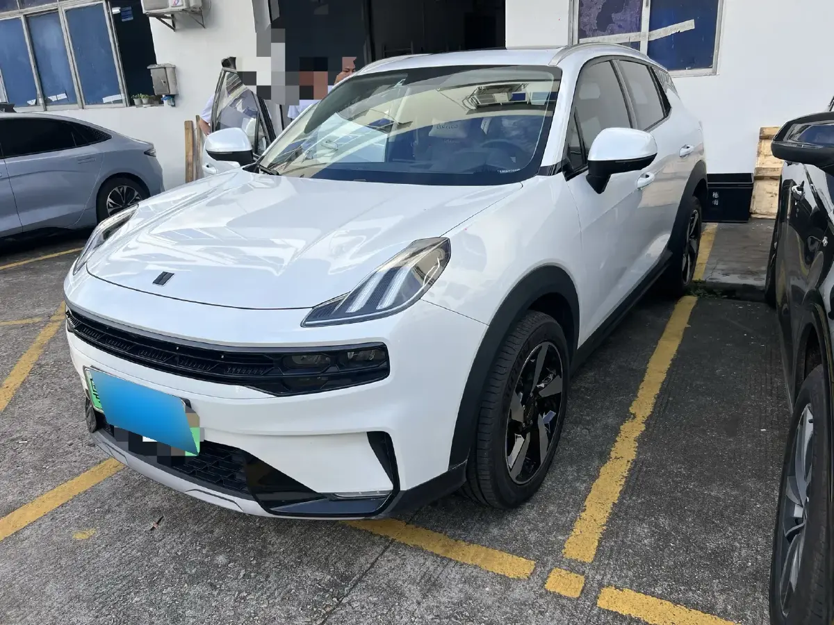 2020 LYNK&CO 06 EM-P 1.5T 177HP L3 7DCT PHEV 11.3KWH 2020 LYNK&CO 06 EM-P 1.5T 177HP L3 7DCT PHEV 11.3KWH
