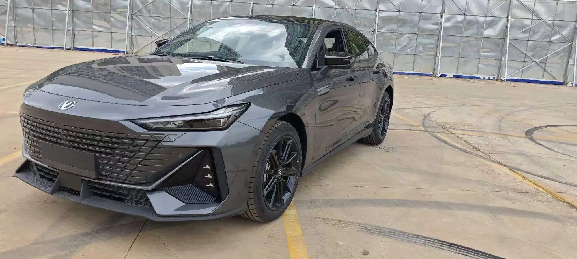 2024 ChangAn UNI-V 1.5T 188HP L4 7DCT