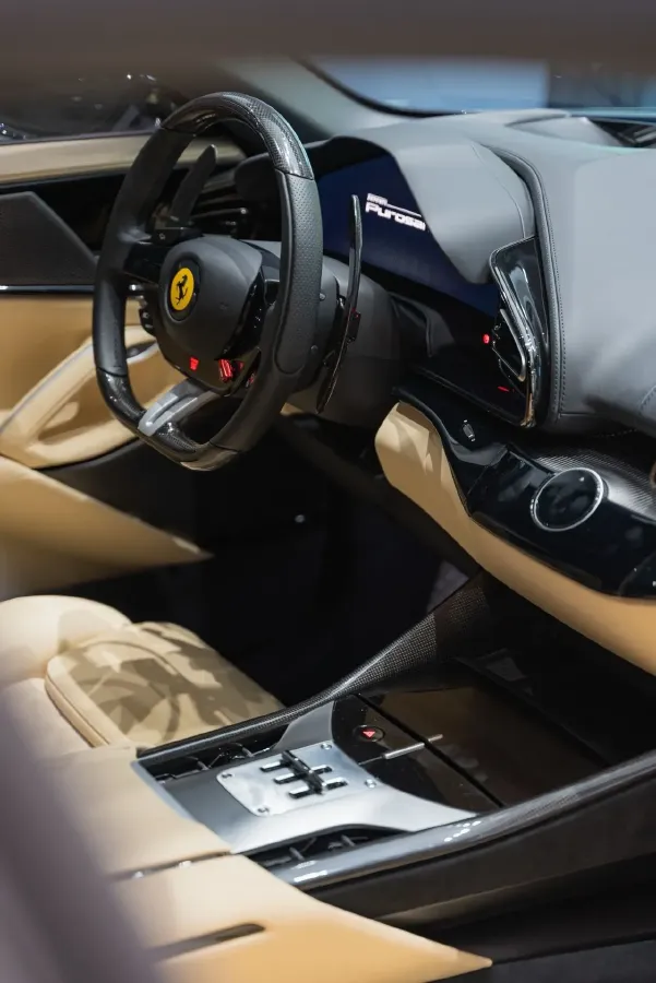 2023 Ferrari Purosangue 6.5L 725HP V12 8DCT,autocango,china used car exporter,china ev exporter,chinese used car exporter,chinese used ev exporter