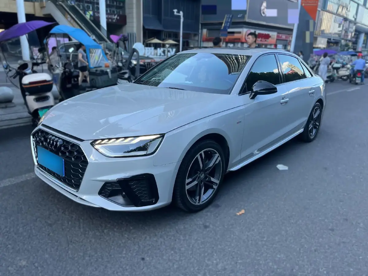 2020 Audi A4L 2.0T 190HP L4 7DCT
