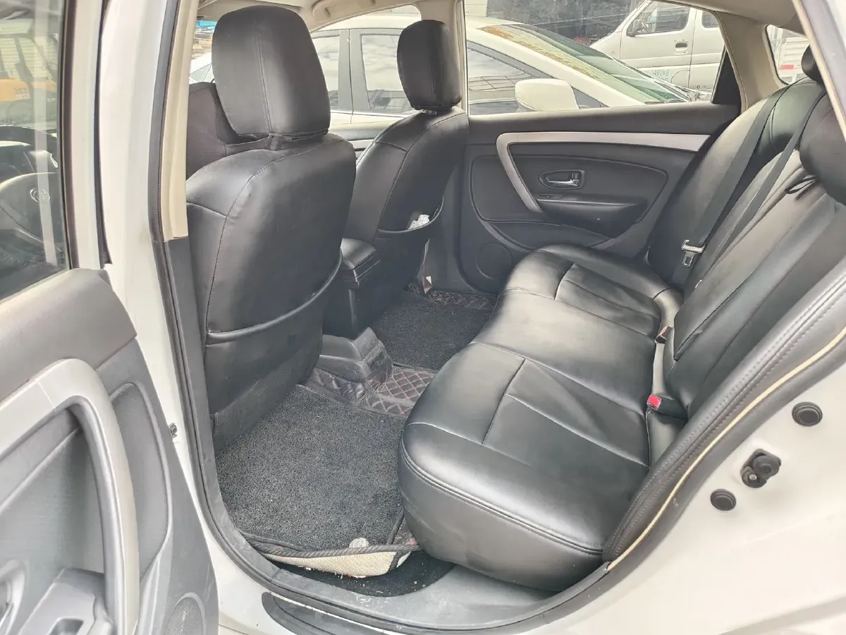 2017 DongFeng Aeolus AX4 1.4T 140HP L4 6DCT,autocango,china used car exporter,china ev exporter,chinese used car exporter,chinese used ev exporter