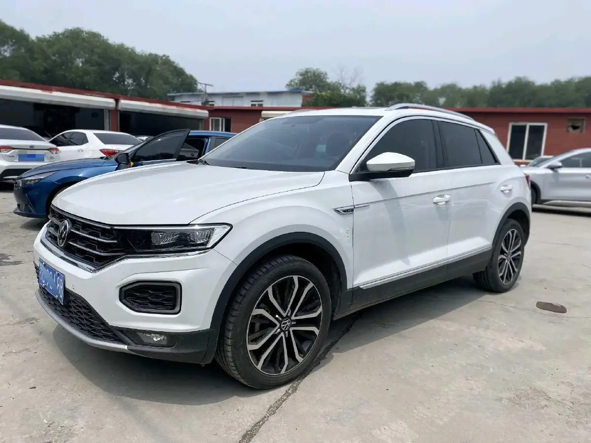2022 Volkswagen T-Roc 1.4T 150HP L4 7DCT