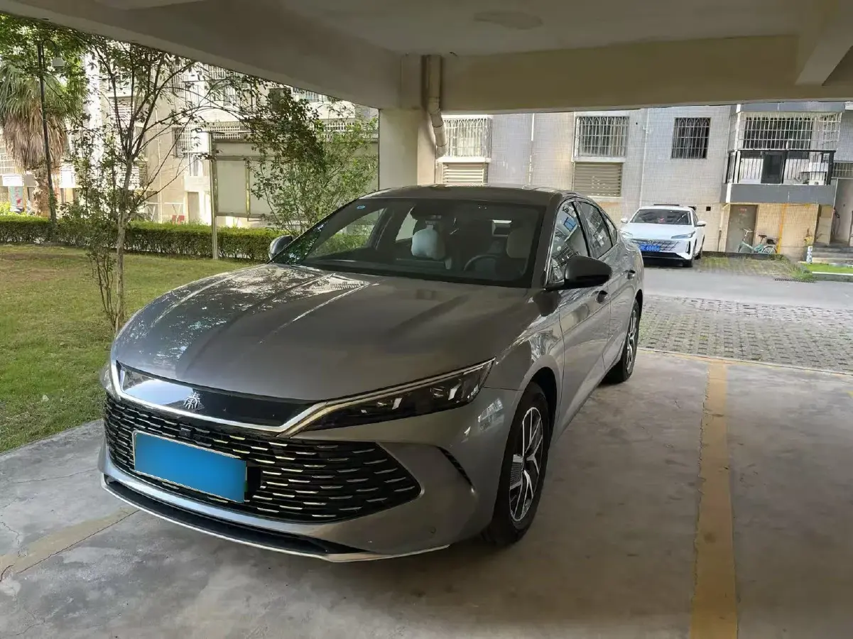 2024 BYD QinL 1.5L 101HP L4 E-CVT PHEV 15.87KWH