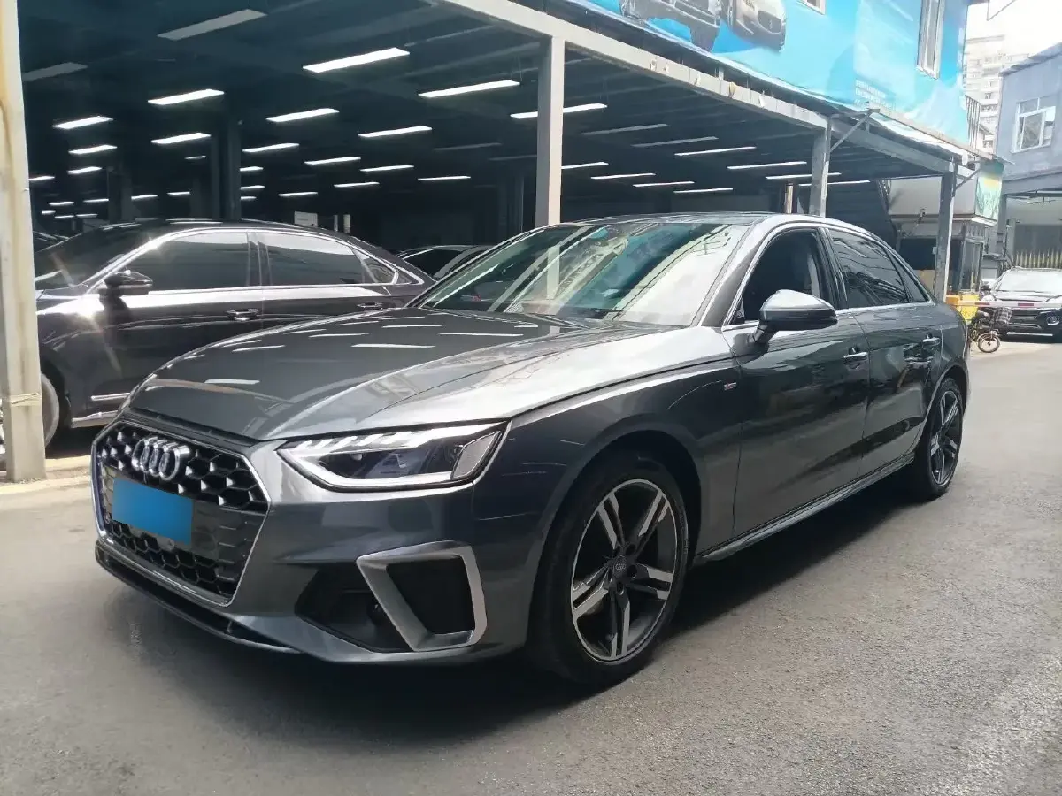 2020 Audi A4L 2.0T 190HP L4 7DCT