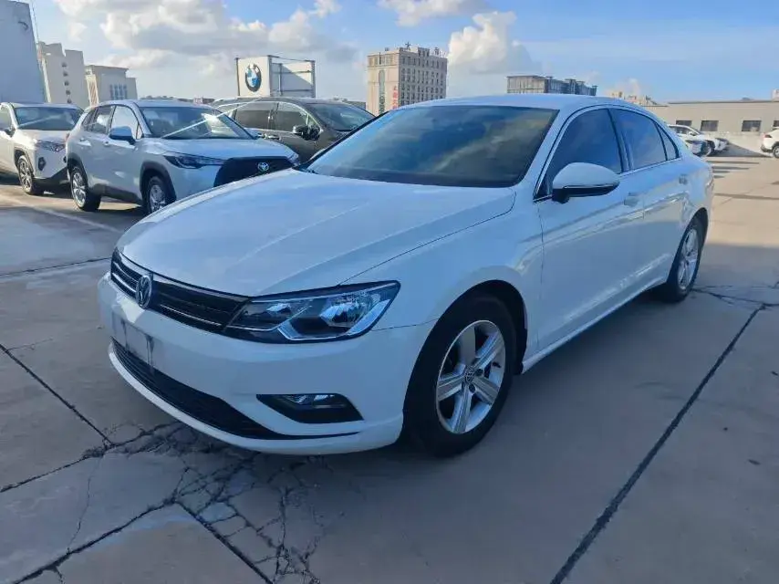 2017 Volkswagen Lamando 1.4T 131HP L4 7DCT