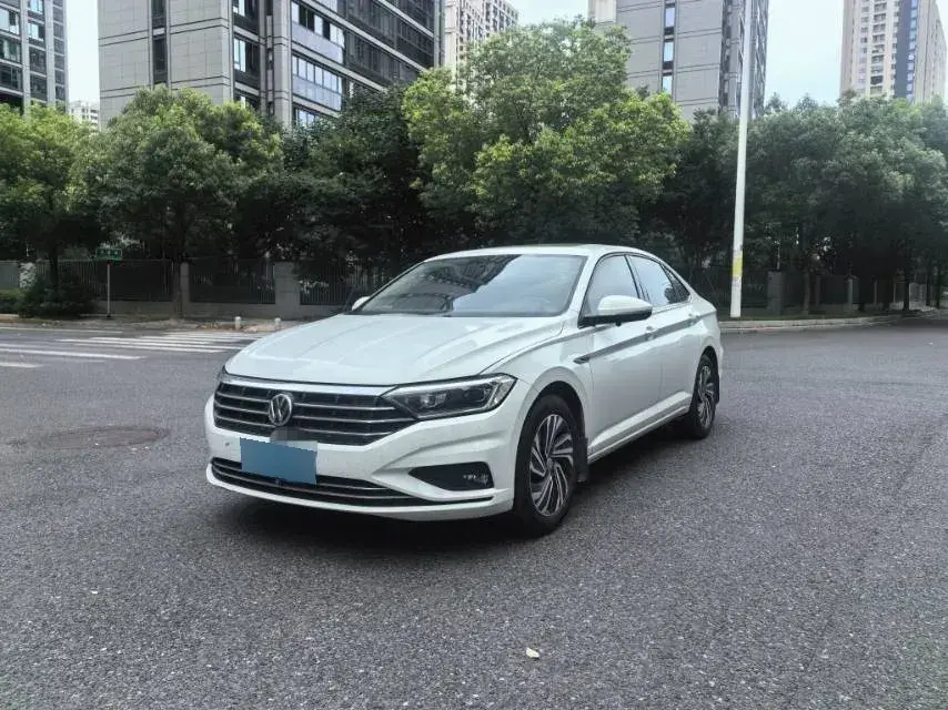 2021 Volkswagen Sagitar 1.4T 150HP L4 7DCT