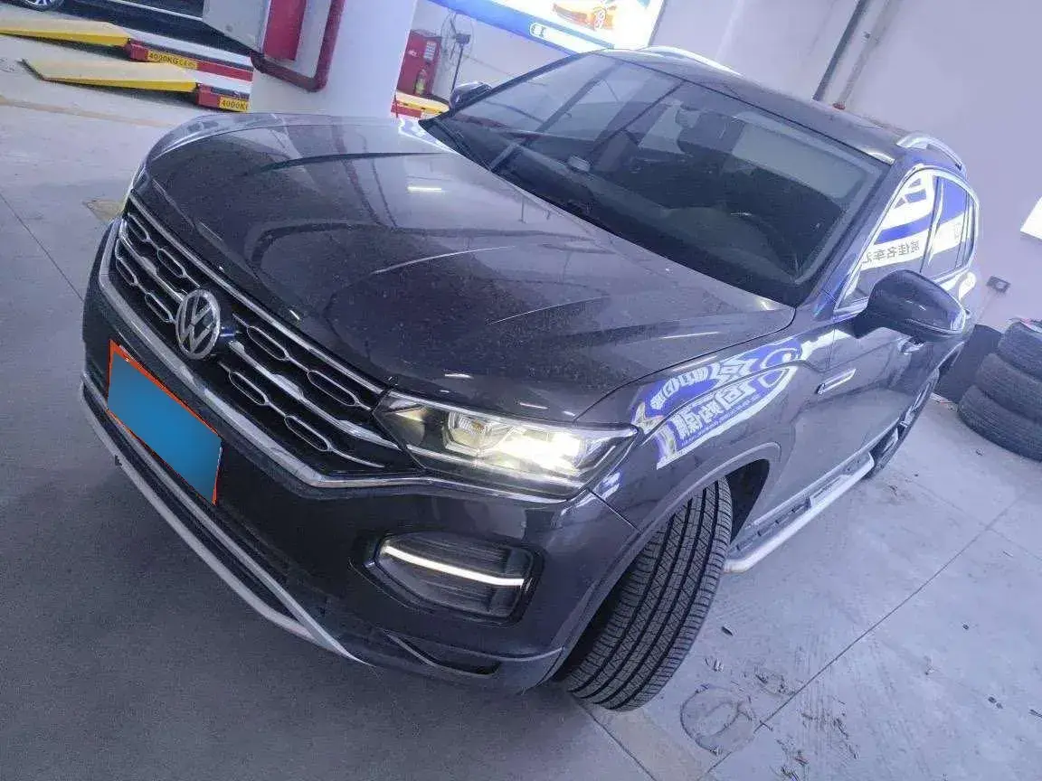 2020 Volkswagen Tayron 2.0T 186HP L4 7DCT