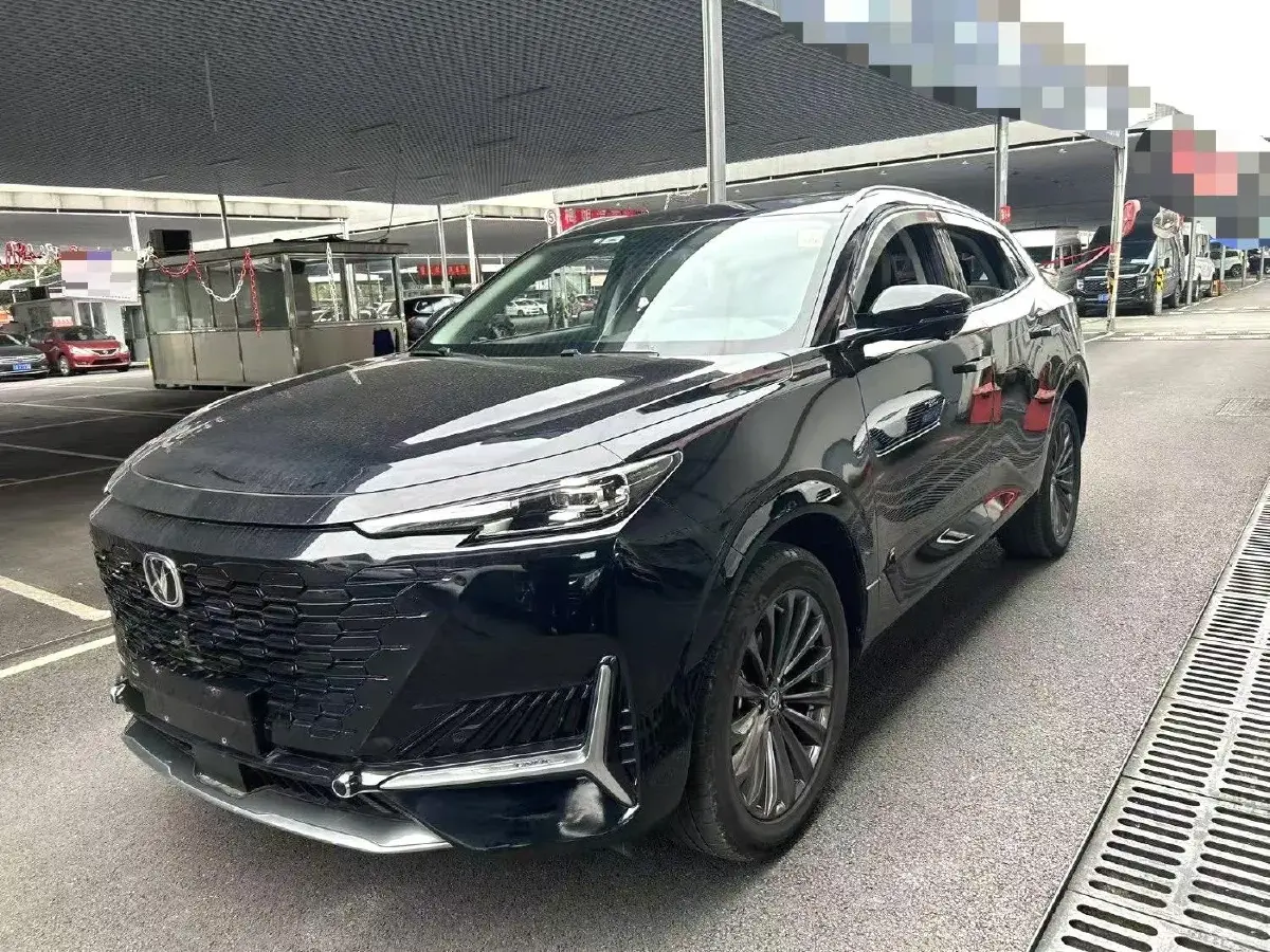 2021 ChangAn UNI-K 2.0T 233HP L4 8AT