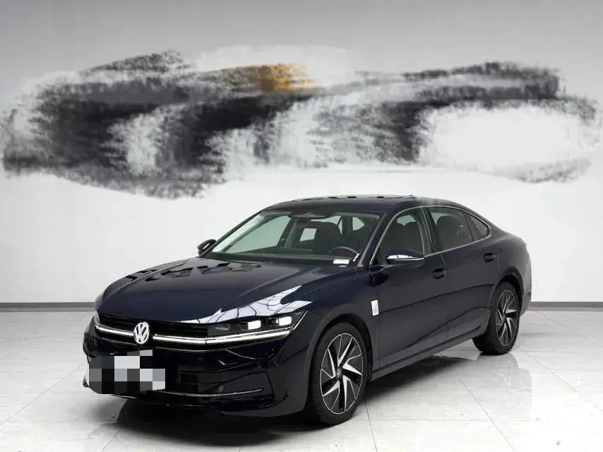 2024 Volkswagen Magotan 2.0T 220HP L4 7DCT