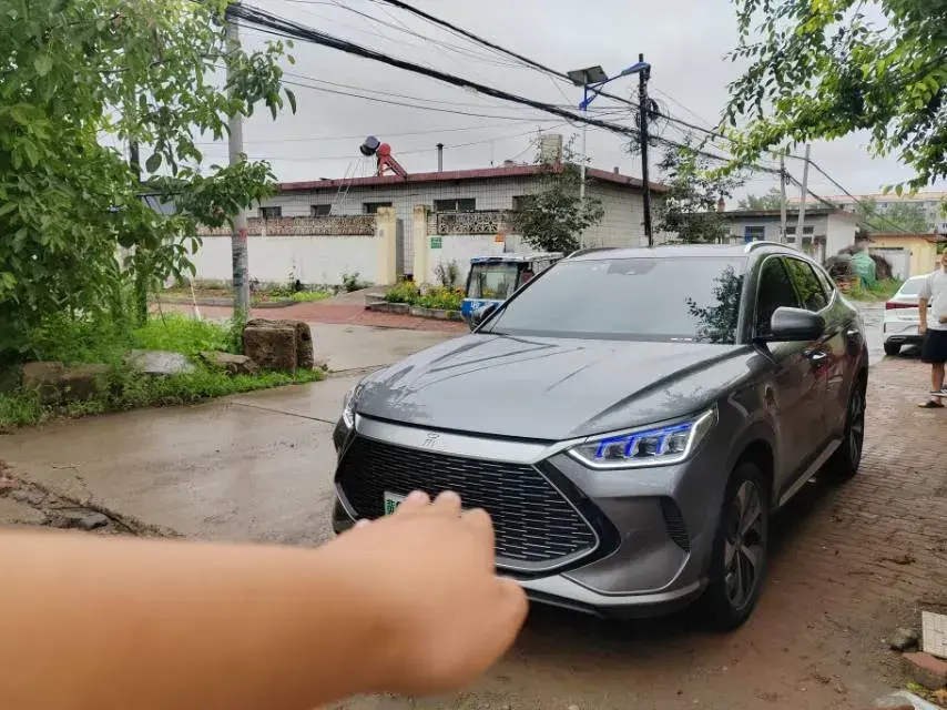 2021 BYD Song Plus 1.5L 110HP L4 E-CVT PHEV 18.3KWH