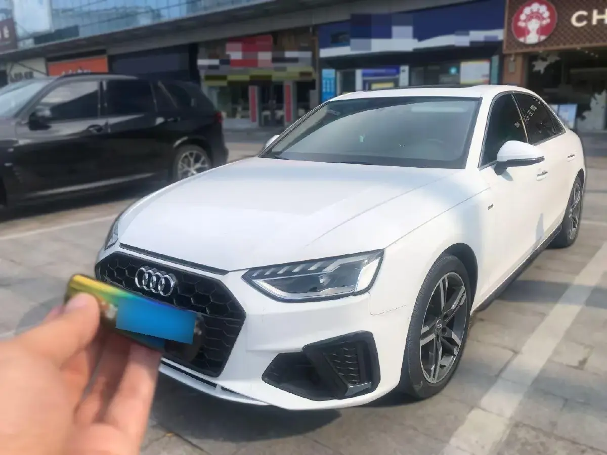 2020 Audi A4L 2.0T 190HP L4 7DCT