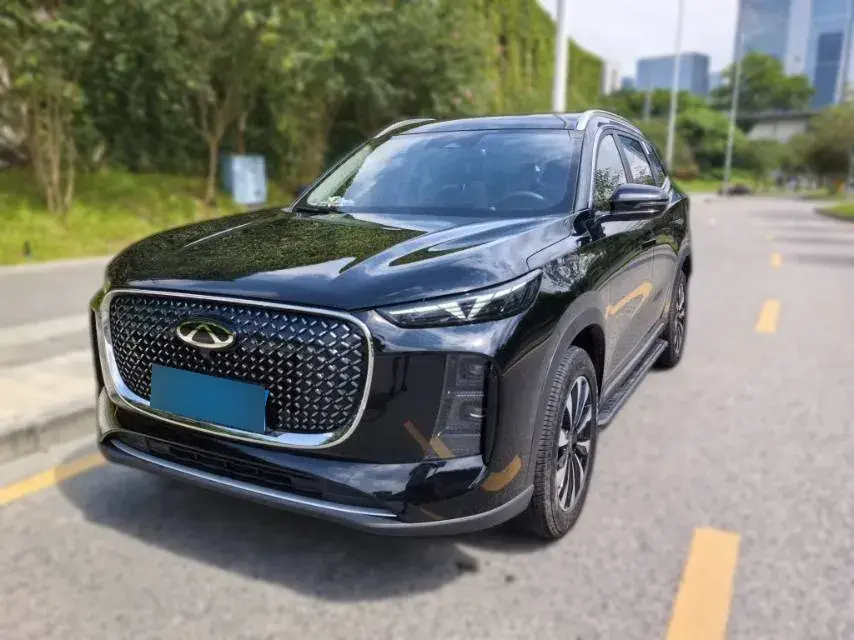 2025 Chery Tiggo 8 Plus 1.6T 197HP L4 7DCT