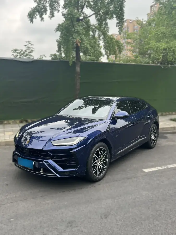 2018 Lamborghini Urus 4.0T 650HP V8 8AT