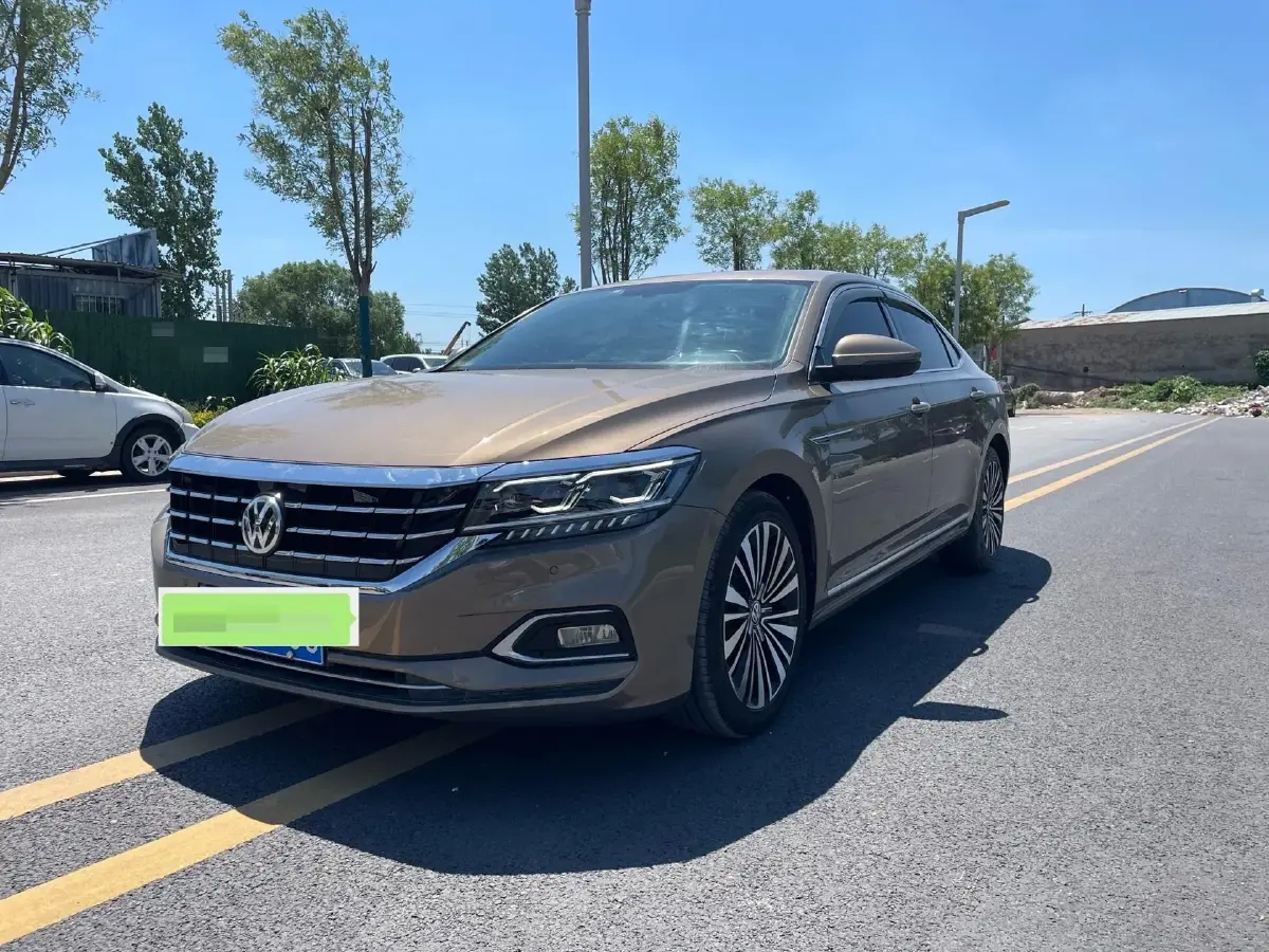2019 Volkswagen Passat 2.0T 186HP L4 7DCT