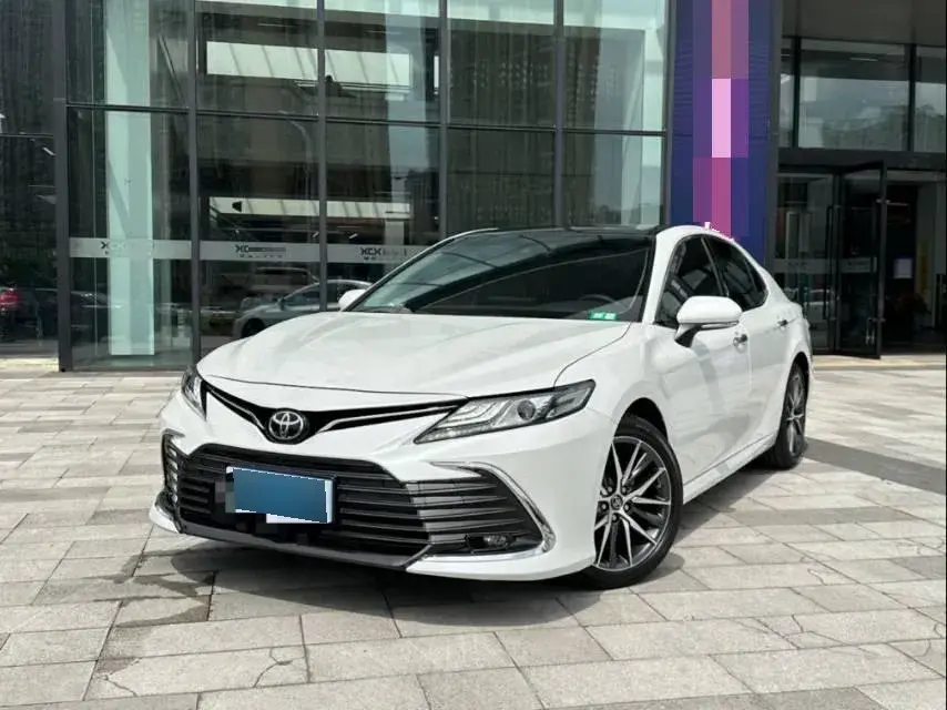 2021 Toyota Camry 2.5L 209HP L4 8AT