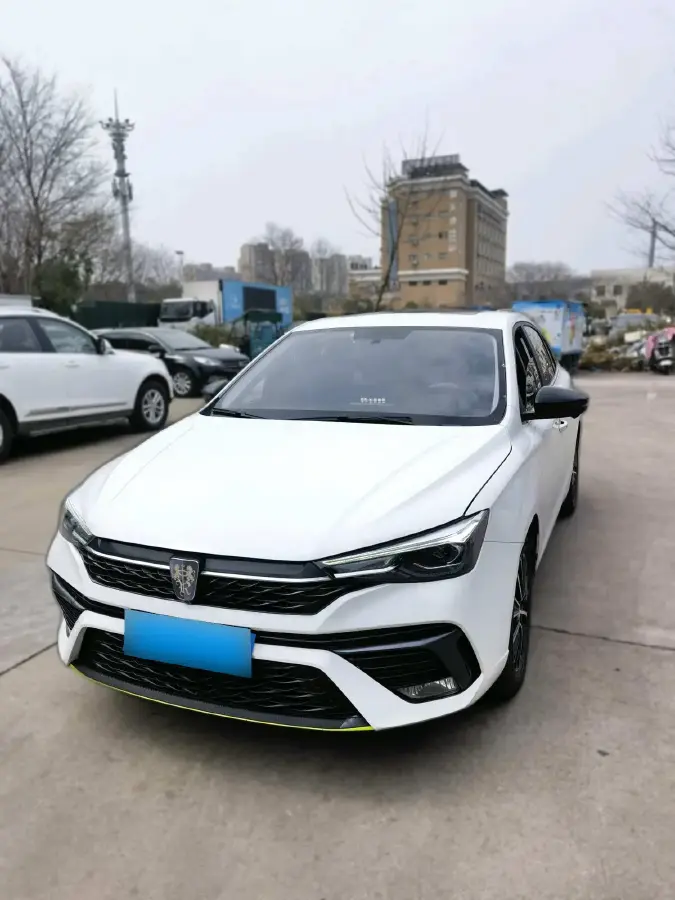 2021 Roewe i5 1.5L 120HP L4 CVT