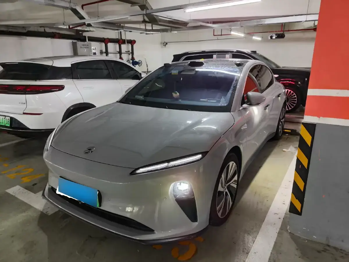 2022 NIO ET5 BEV 75KWH