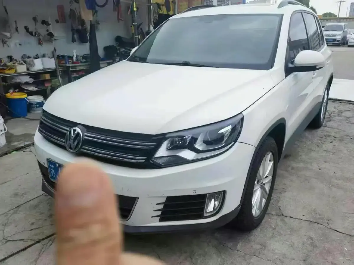 2016 Volkswagen Tiguan 1.4T 150HP L4 6DCT