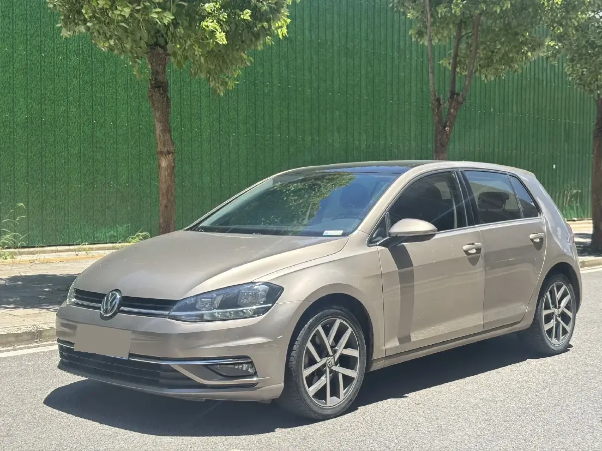 2020 Volkswagen Golf 1.4T 150HP L4 7DCT