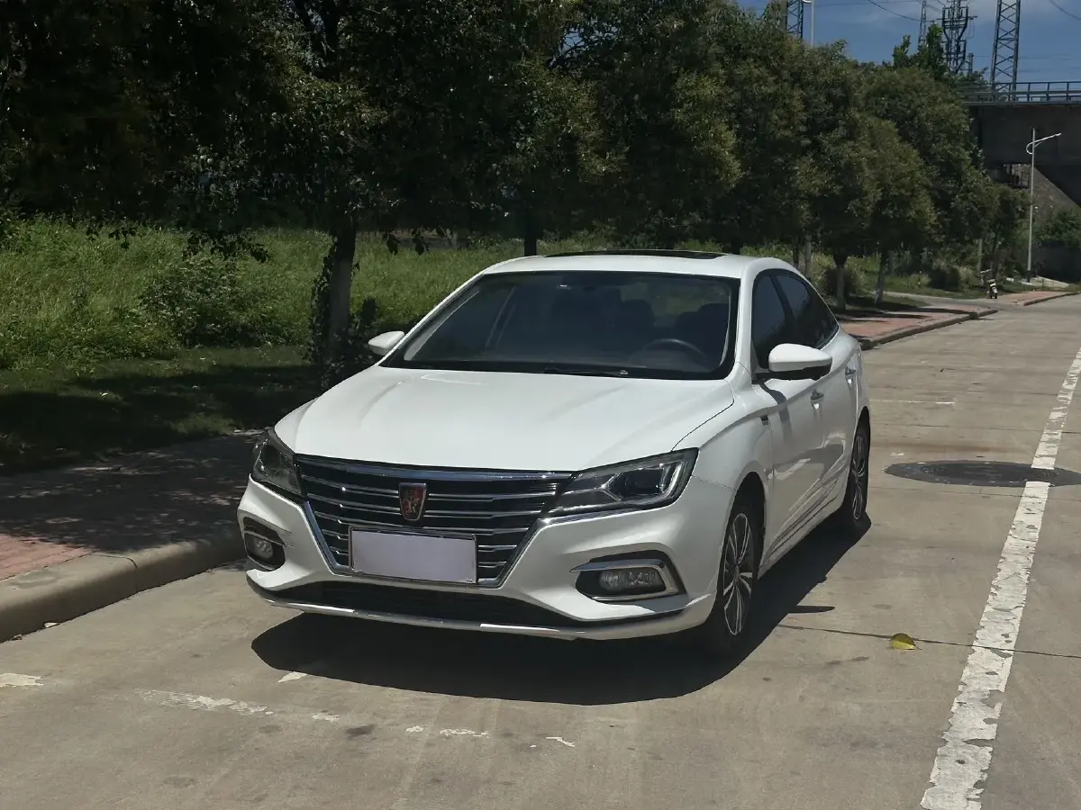 2019 Roewe i5 1.5L 120HP L4 CVT