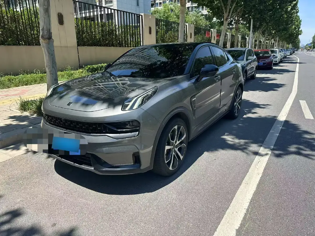 2022 LYNK&CO 05 2.0T 254HP L4 8AT