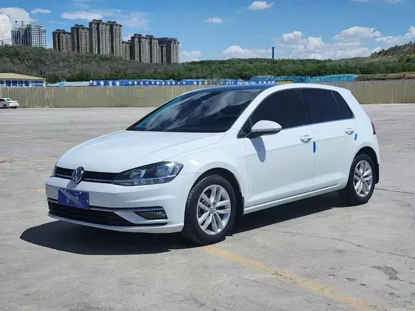2019 Volkswagen Golf 1.4T 150HP L4 7DCT