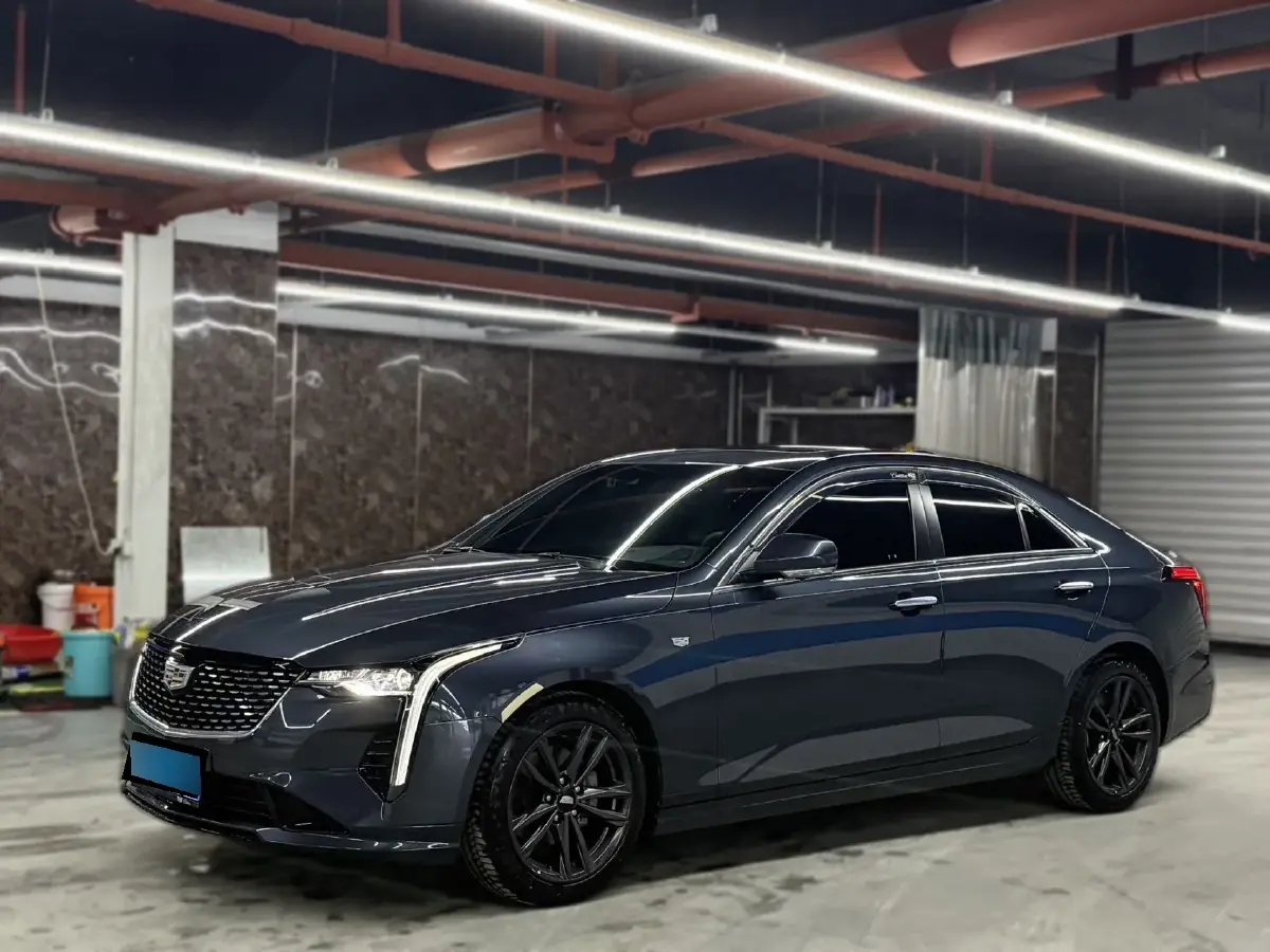2022 Cadillac CT4 2.0T 237HP L4 8AT