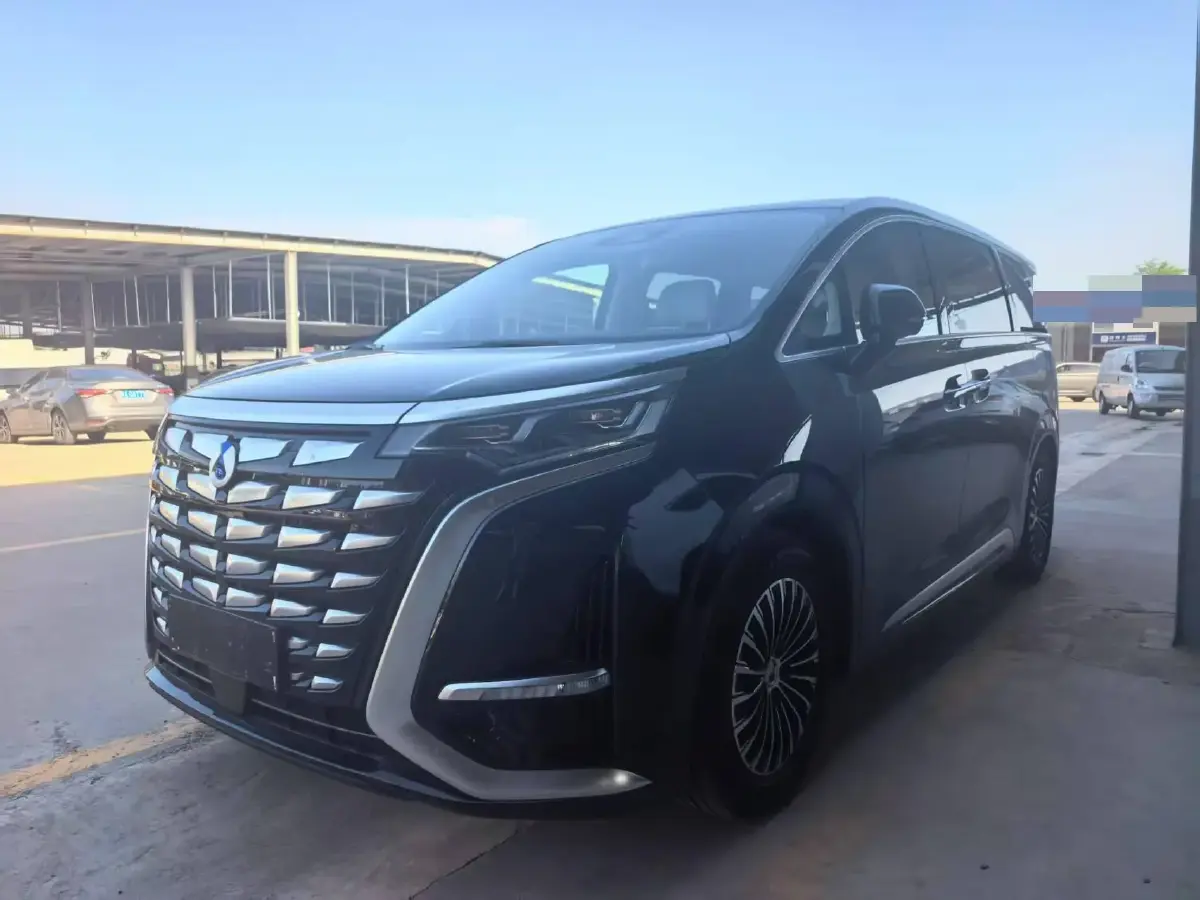 2024 Denza D9 1.5T 139HP L4 E-CVT PHEV 40KWH