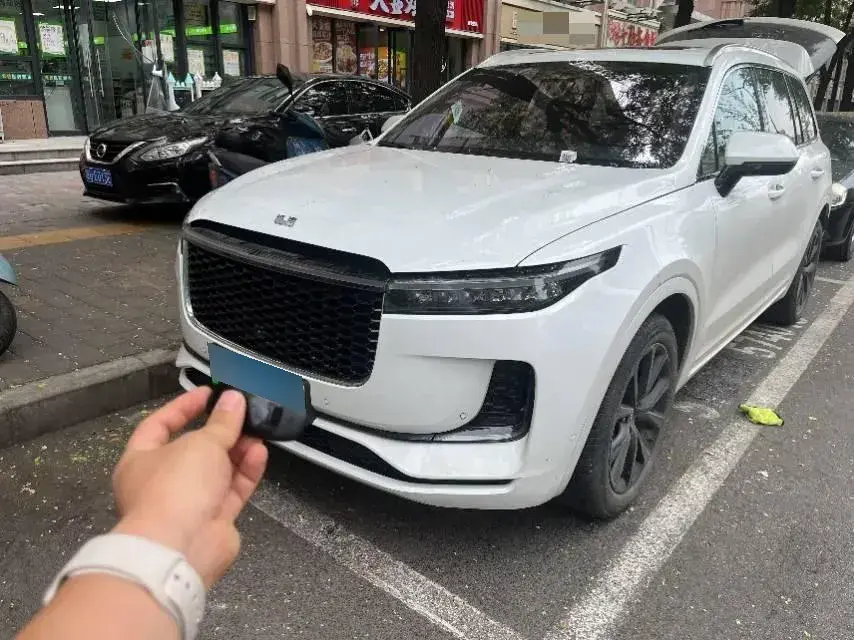 2021 Li ONE Range Extended 131HP REEV 40.5KWH