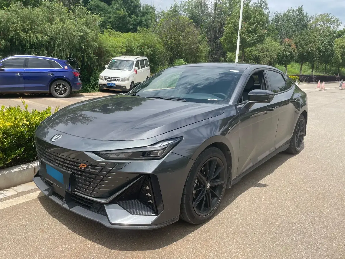 2023 ChangAn UNI-V 1.5T 188HP L4 7DCT