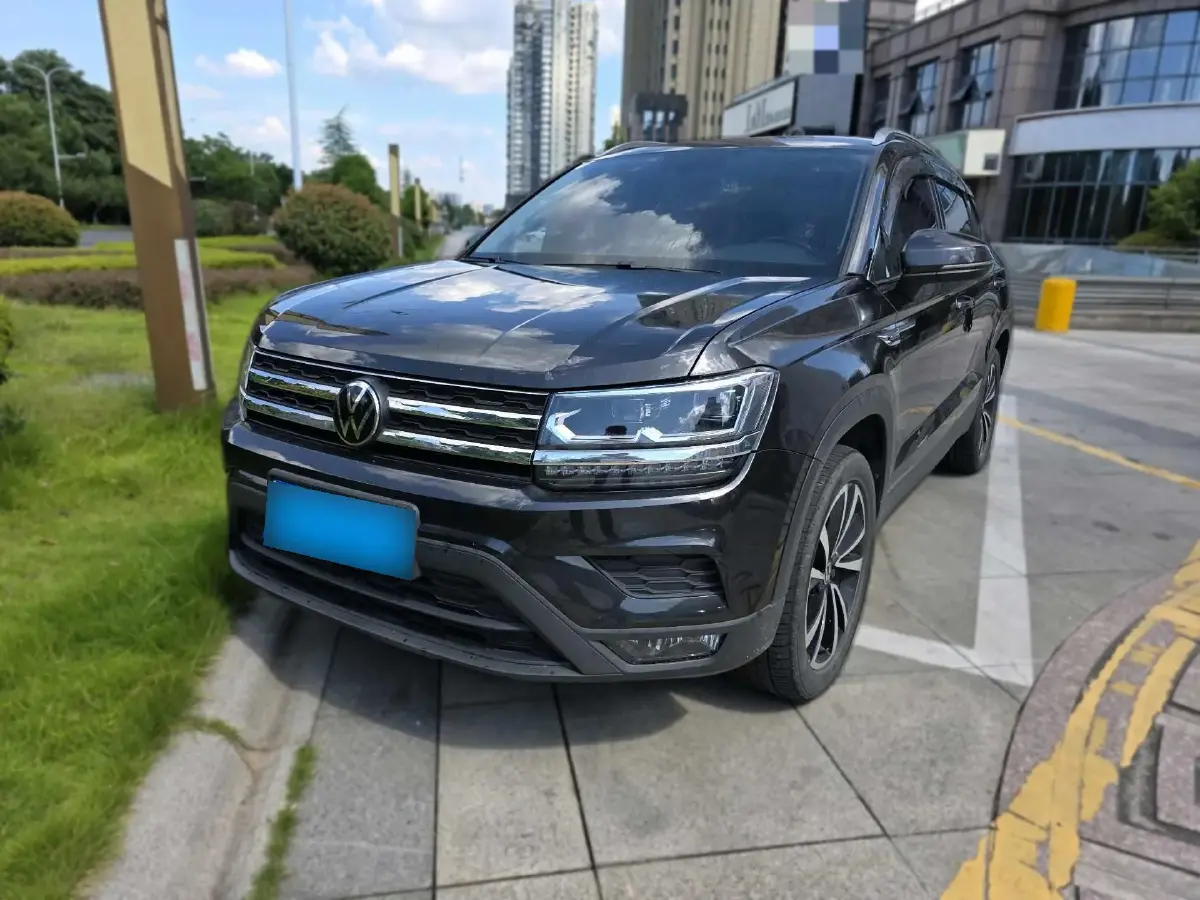 2021 Volkswagen Tharu 1.4T 150HP L4 7DCT
