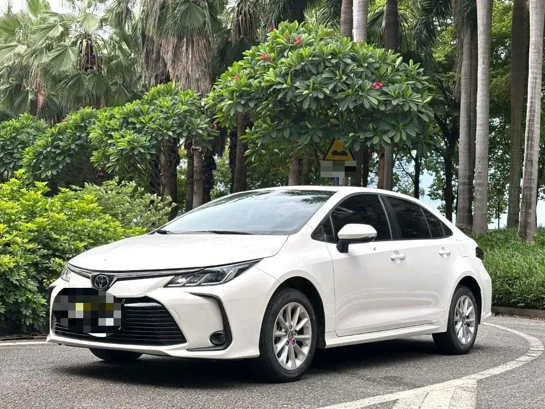 2021 Toyota Corolla 1.2T 116HP L4 CVT