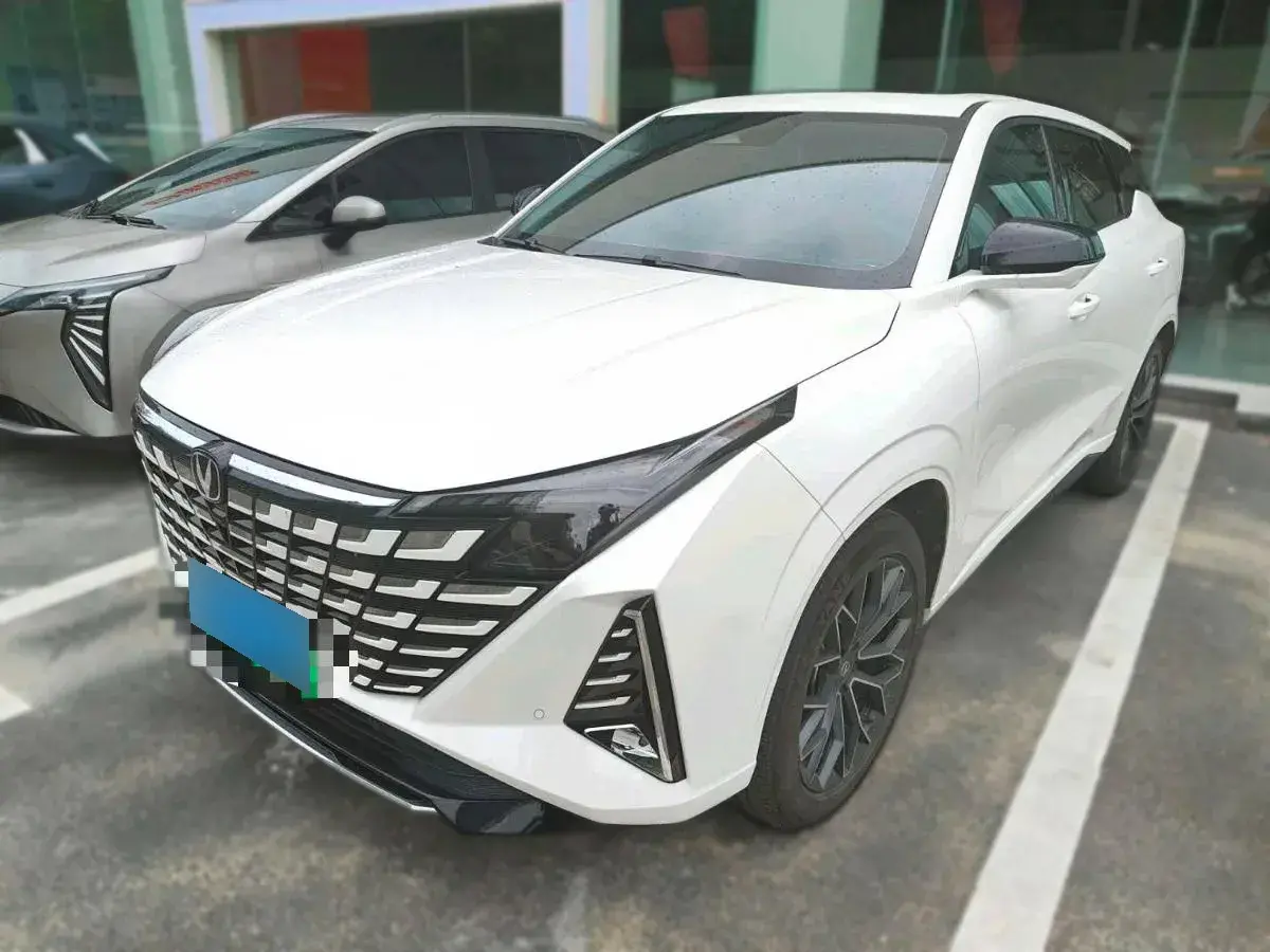 2024 ChangAn UNI-Z 1.5L 98HP L4 E-CVT PHEV 18.4KWH