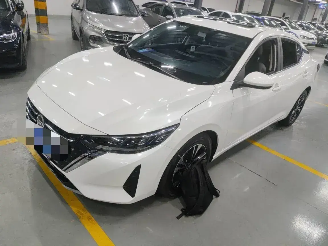 2023 Nissan Sylphy 1.6L 135HP L4 CVT