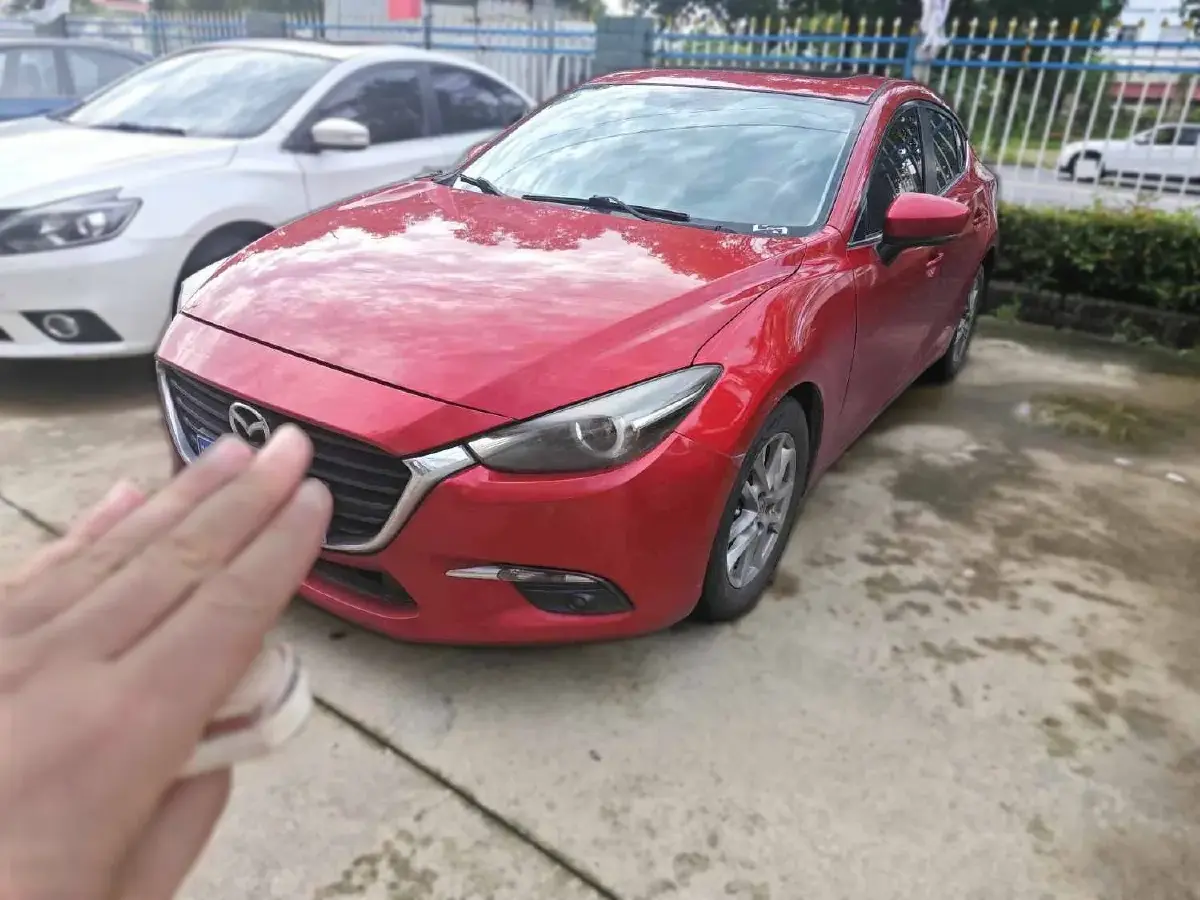 2017 Mazda 3 Axela 1.5L 117HP L4 6AT