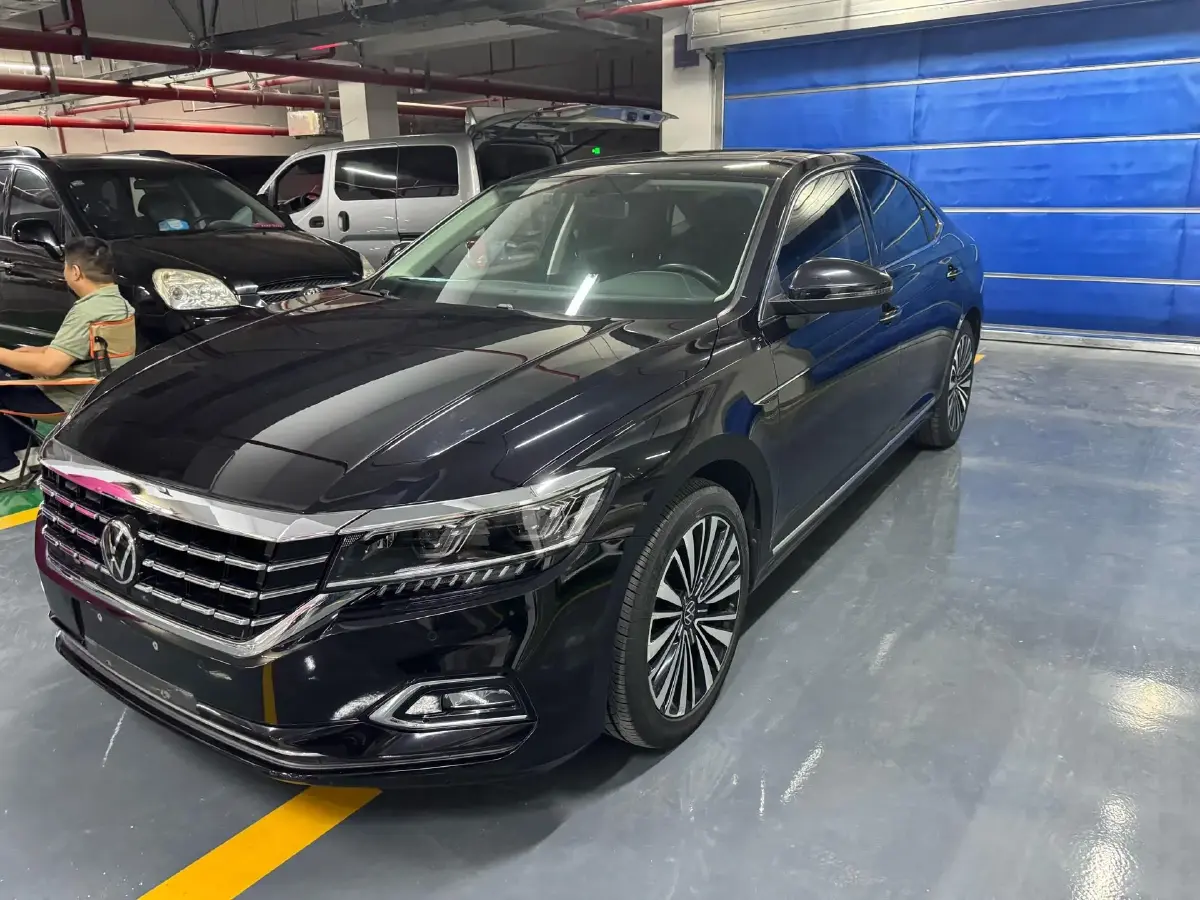 2020 Volkswagen Passat 2.0T 186HP L4 7DCT
