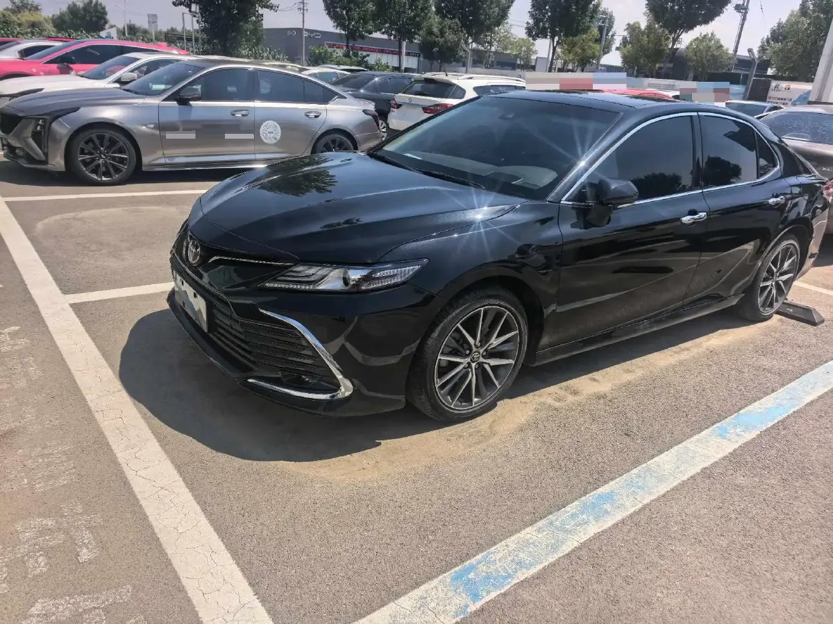 2021 Toyota Camry 2.5L 209HP L4 8AT