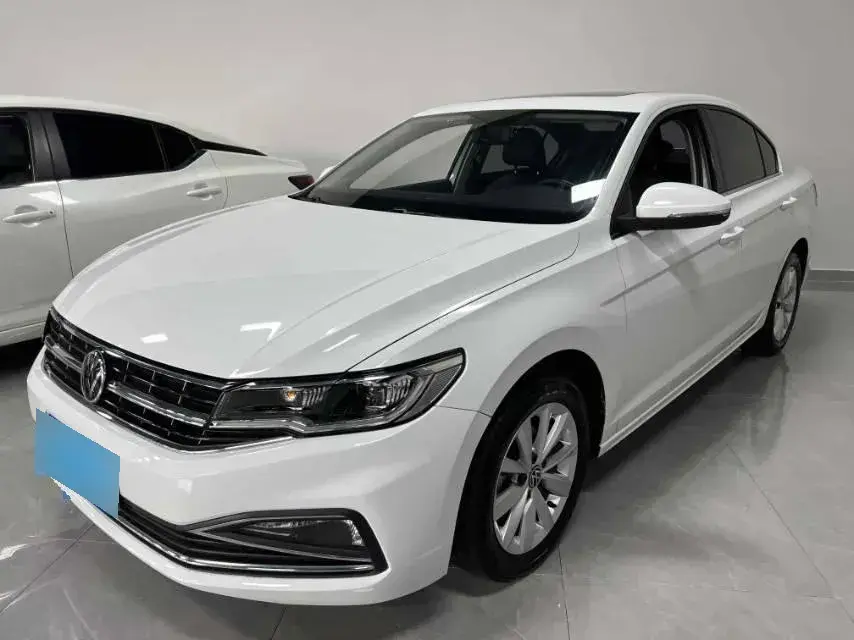 2021 Volkswagen Bora 1.5L 113HP L4 6AT