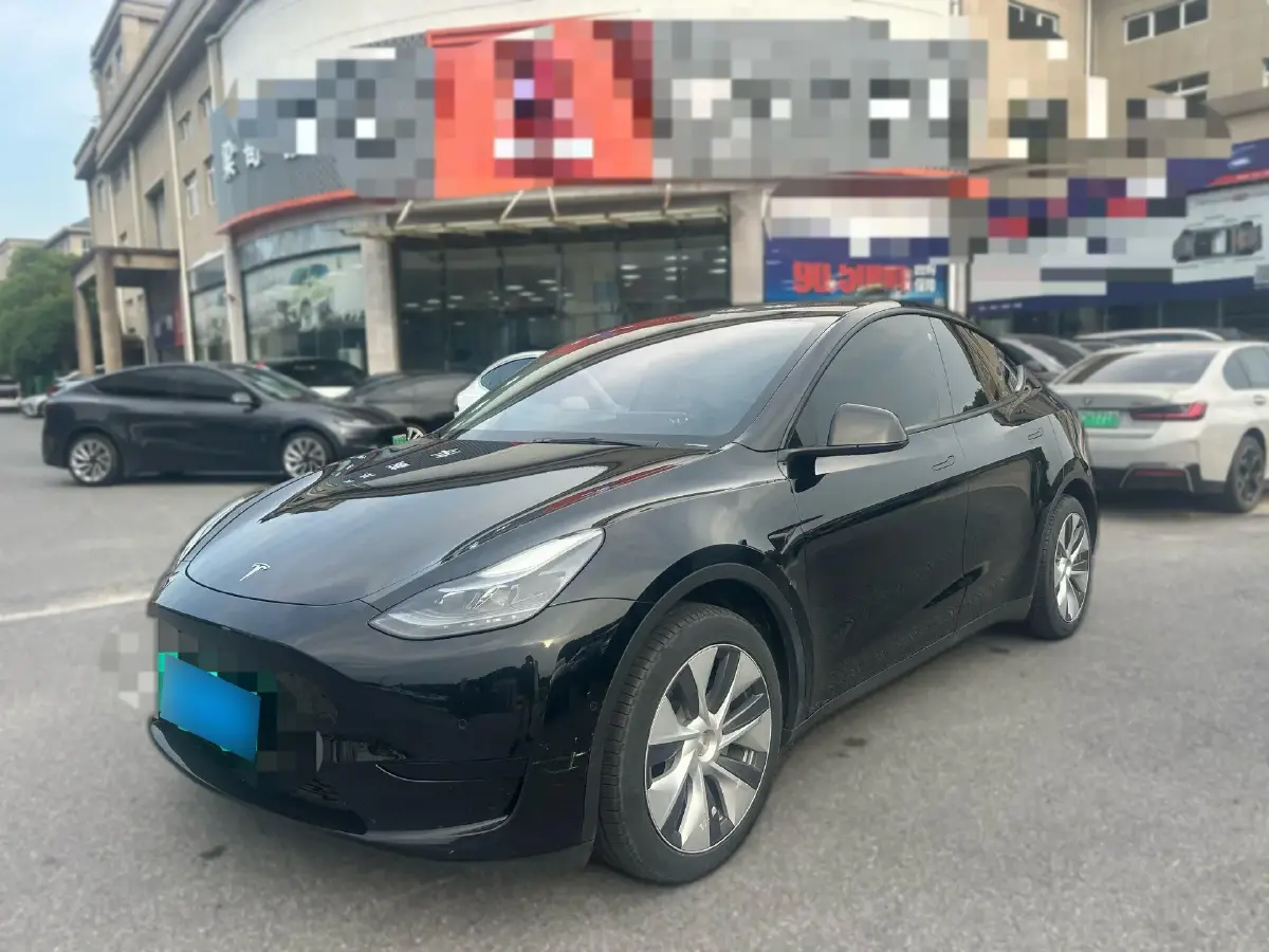 2022 Tesla Model Y BEV 60KWH