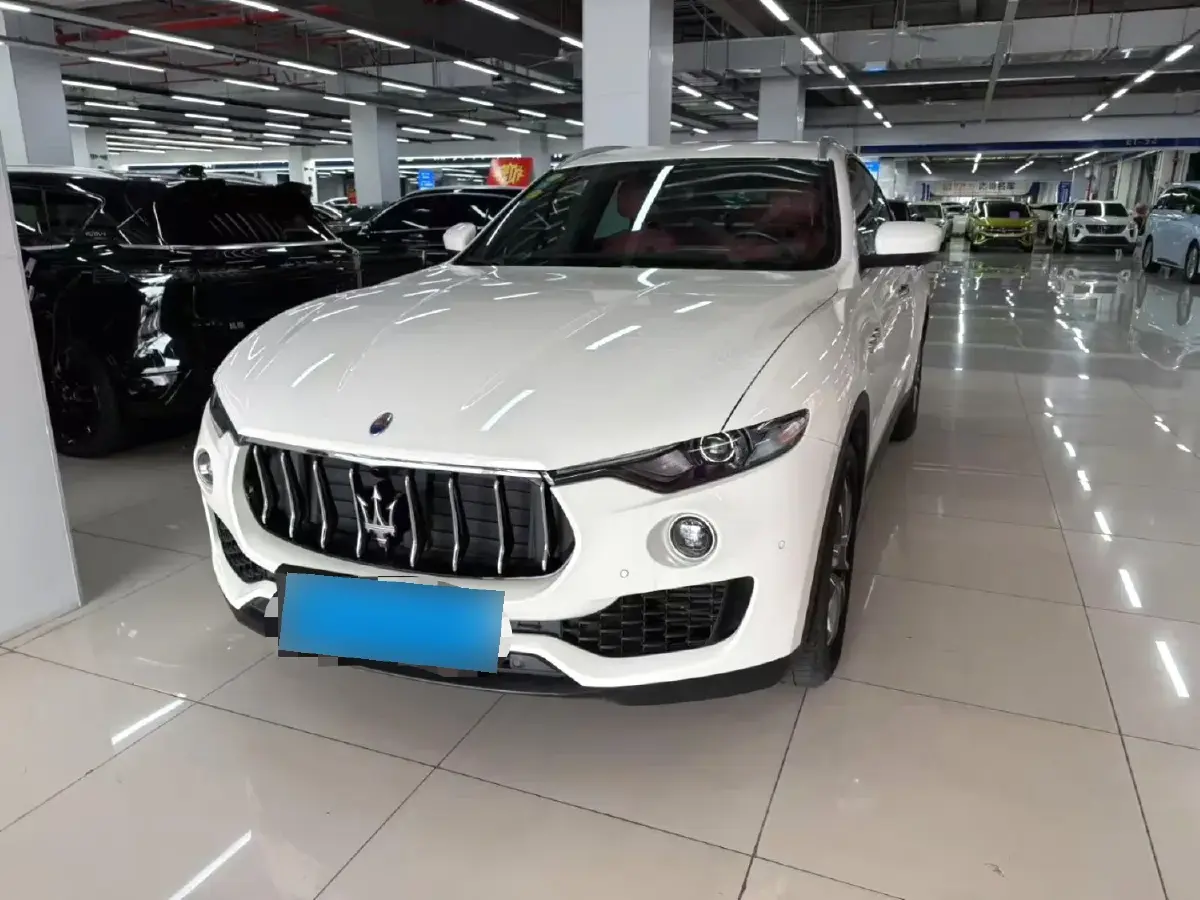 2016 Maserati Levante 3.0T 350HP V6 8AT