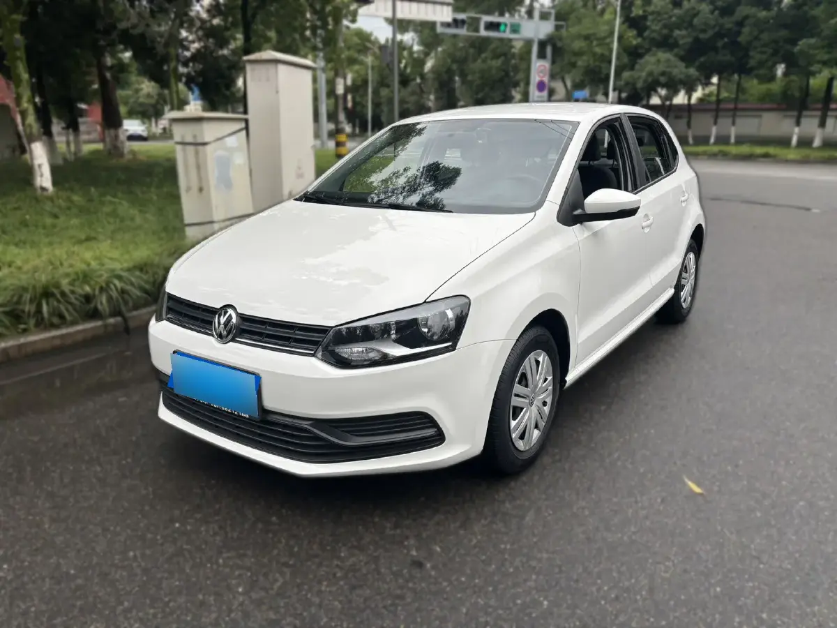 2018 Volkswagen Polo 1.5L 110HP L4 6AT