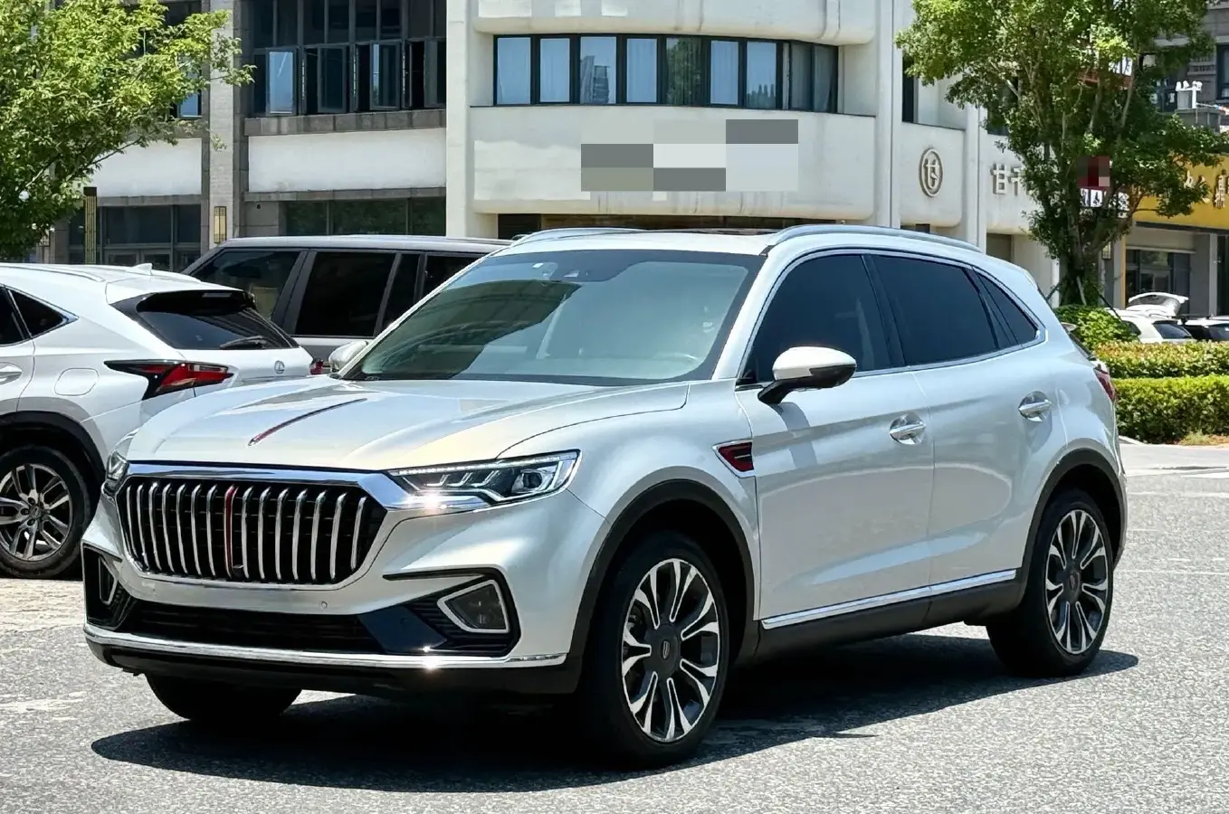 2022 HongQi HS5 2.0T 224HP L4 6AT