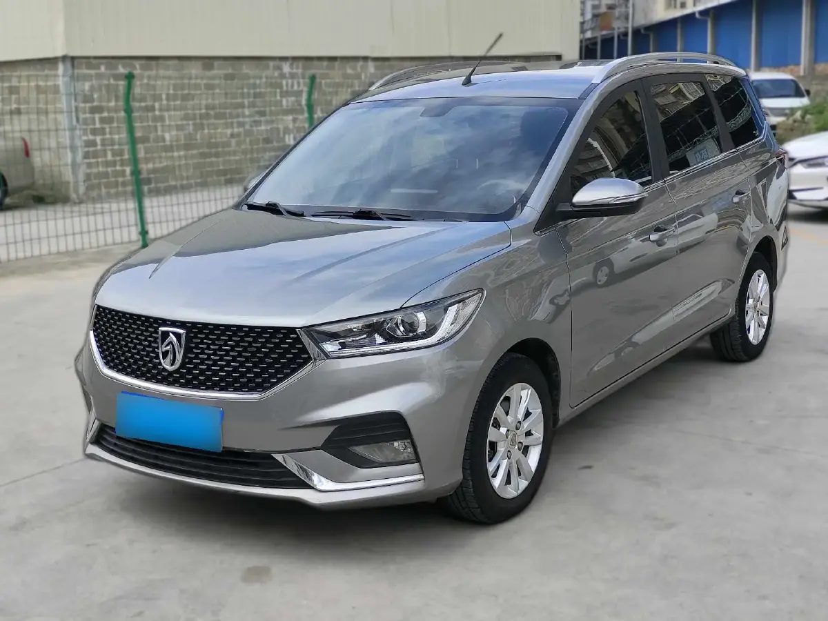 2019 BaoJun 360 1.5L 105HP L4 CVT